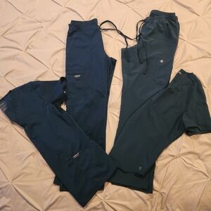 2 Pairs Women's Scrub Set